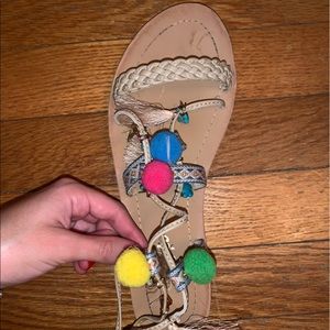 Tie up Italian espadrilles w/ tassle and pom poms